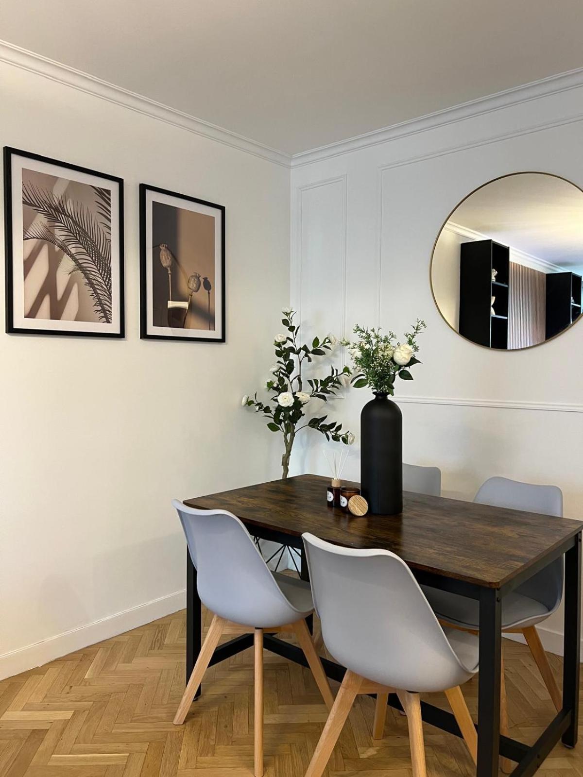 Excellent Apartment For Familly Clichy Exteriör bild